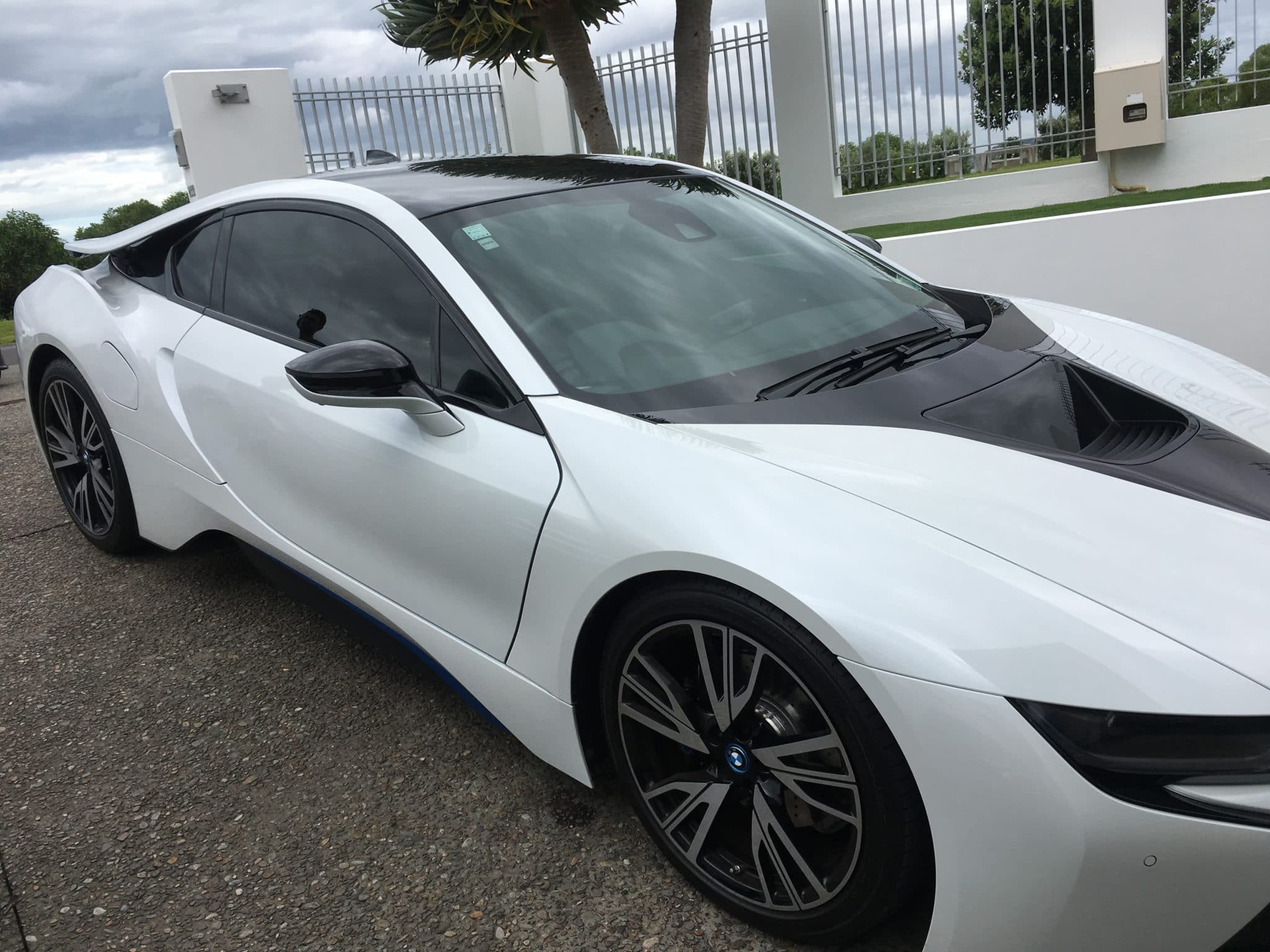 BMW i8 window tinting from the expersts at A1 Tinting in Auckland